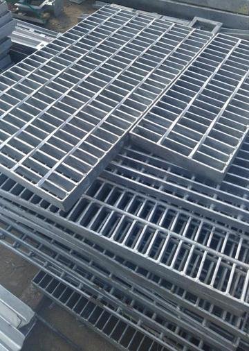 Heavy Duty Grating Exporter in India